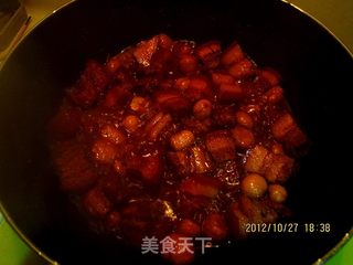 板栗红烧肉的做法步骤：9