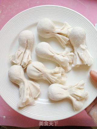 鸡汤鲜虾鱼包饺的做法步骤:9
