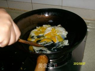 五蔬鸡蛋炒饭的做法步骤：6