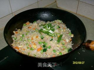 五蔬鸡蛋炒饭的做法步骤：11