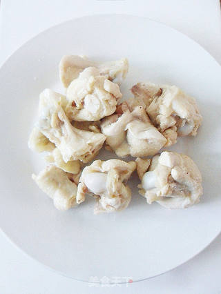 【冬日里的开胃菜】飘香鸡块烩丸子的做法步骤:4