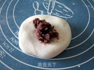 烤牛奶豆沙糯米饼的做法步骤:4