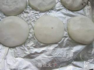 烤牛奶豆沙糯米饼的做法步骤:5