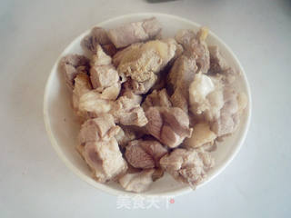 牛筋炖牛腩的做法步骤:2
