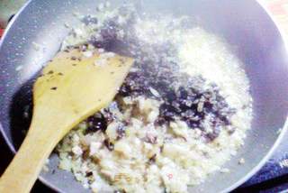 三鲜糯饭烧麦的做法步骤:7