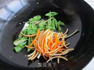 橙子皮炒肉丝的做法步骤:9