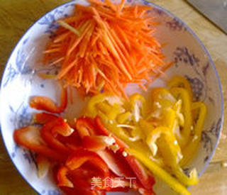彩椒豆腐丝 简单的变化成就不同效果的做法步骤:6