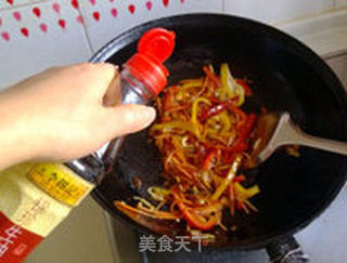 彩椒豆腐丝 简单的变化成就不同效果的做法步骤:11