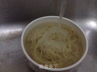 史云生原汁上汤试用报告(一)——番茄鸡汤面的做法步骤:3