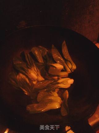 青菜炒香菇的做法步骤:3