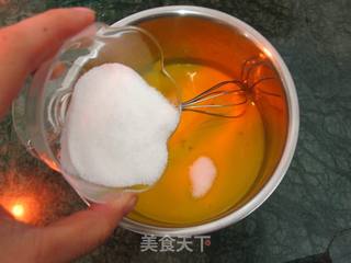 原味戚风蛋糕的做法步骤:2
