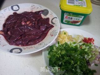 酱爆猪肝的做法步骤:2