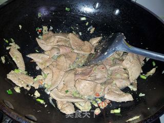 酱爆猪肝的做法步骤:4