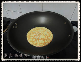 平底锅版---芝麻鸡蛋卷的做法步骤:9