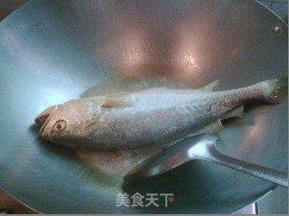 香煎黄花鱼的做法步骤:4