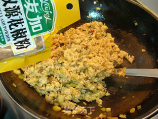 红油三丁炒饭的做法步骤:9