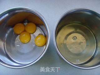 让蛋糕变得美味营养更健康---卡达仕菠菜蛋糕卷的做法步骤:2