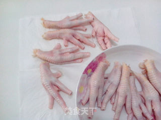 冬菇煲凤爪的做法步骤:2