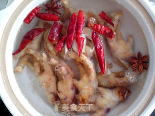 冬菇煲凤爪的做法步骤:5