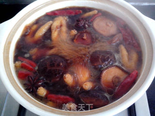 冬菇煲凤爪的做法步骤:7