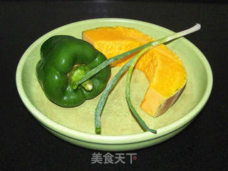 【盖椒牛肉】的做法步骤:2