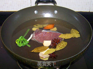 【盖椒牛肉】的做法步骤:3