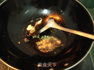 剩米饭的美味吃法——[什锦牛丸丁炒饭]的做法步骤：4