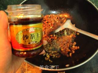 剩米饭的美味吃法——[什锦牛丸丁炒饭]的做法步骤：6