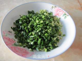 韭菜鸡蛋馅饼的做法步骤:3