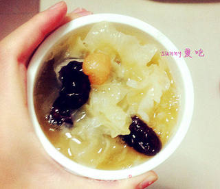 想妈妈红枣银耳桂圆汤的做法步骤:9