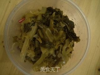 酸菜鱼的做法步骤:2