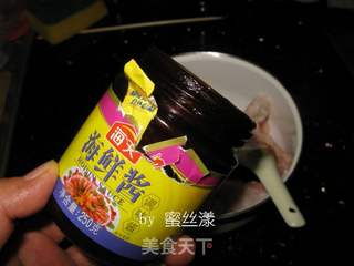 蜜汁猪颈肉的做法步骤:3