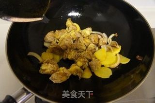 咖喱牛腩煲的做法步骤：5