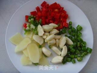 麻辣甘香---干锅牛蛙的做法步骤:3