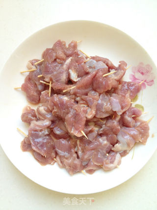 荤菜炒出烧烤味——牙签羊肉的做法步骤:4