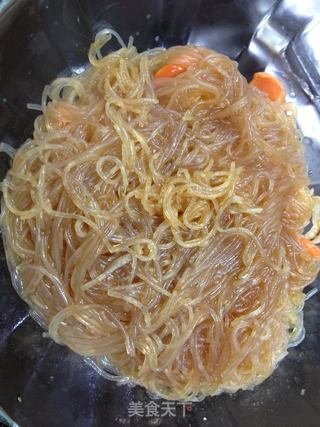 蒜茸粉丝炒扇贝的做法步骤：4