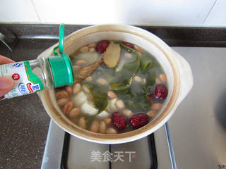 海带花生煲猪蹄的做法步骤:17