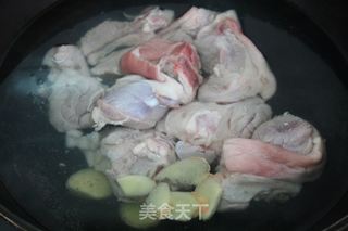 【一菜两吃】水晶肘片的做法步骤:2