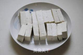 【豆腐两吃】。椒盐脆豆腐 & 糖醋脆豆腐的做法步骤:2