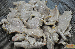 详解葱爆羊肉的制作细节及口味特点的做法步骤:6