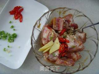 【食尚擂台中餐赛区】:酸甜开胃---梅子酱蒸排骨的做法步骤:5