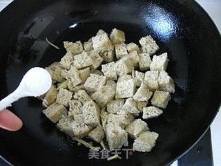 北方人这样吃烤麸------双喜烤麸的做法步骤:7