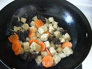 北方人这样吃烤麸------双喜烤麸的做法步骤:9