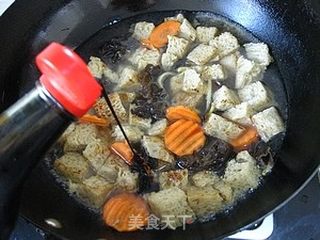 北方人这样吃烤麸------双喜烤麸的做法步骤:11