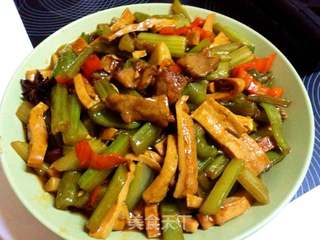 小炒豆干~芹菜五花肉炒豆干的做法步骤:14