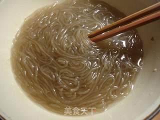 家常泡菜炒粉条的做法步骤:6