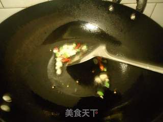 家常泡菜炒粉条的做法步骤:7