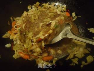 家常泡菜炒粉条的做法步骤:9