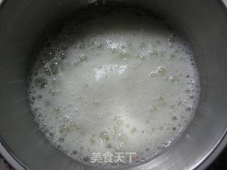香蕉酸奶戚风的做法步骤:7