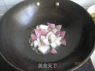 荷兰豆炒鸡蛋干的做法步骤:6